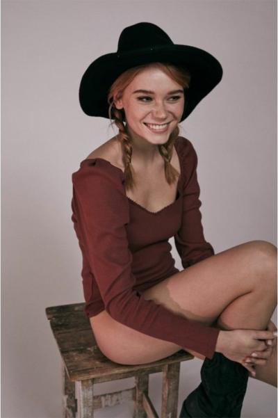Body Brenna Maggie Sweet