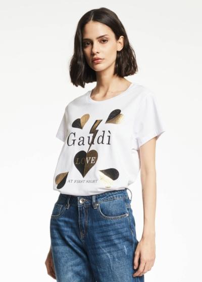 Camiseta Corazones