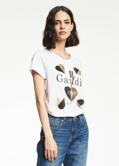 Camiseta Corazones