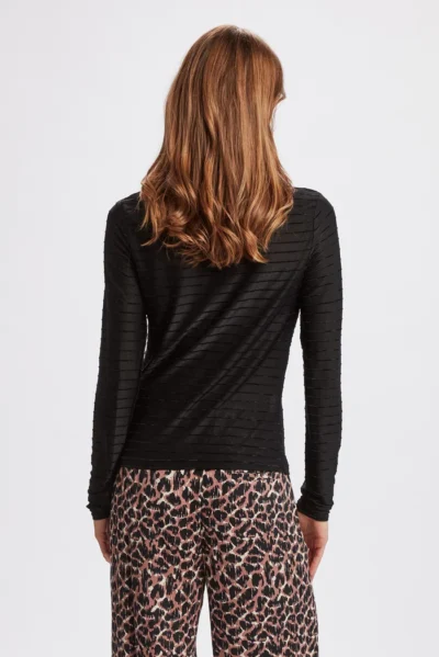 Blusa Nuwinny Numph