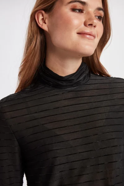 Blusa Nuwinny Numph