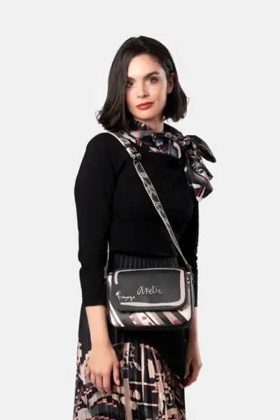 Bandolera de solapa ovalada Parisian Anekke
