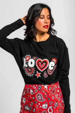 Camiseta Oversize de estampado paisley cachemir negro - Alma Libre Lolina Camiseta Oversize de estampado paisley cachemir negro - Alma Libre Lolina